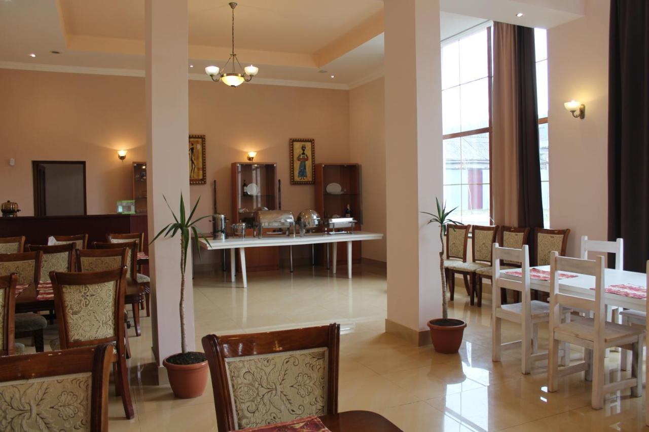Diligence Hotel & Restaurant 딜리잔 외부 사진