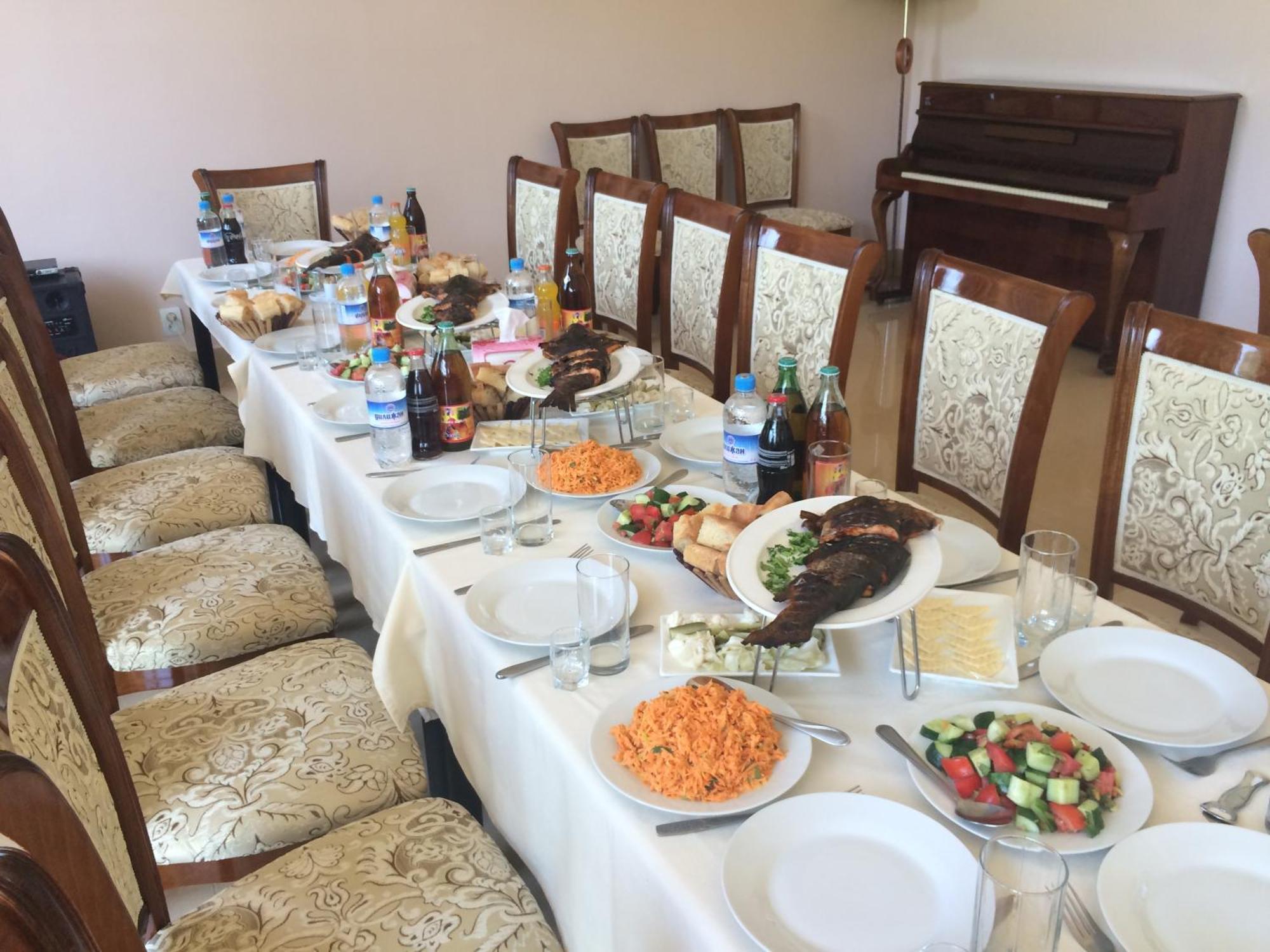 Diligence Hotel & Restaurant 딜리잔 외부 사진