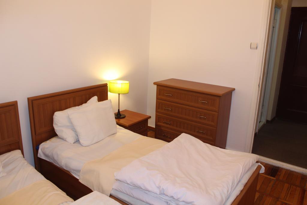 Diligence Hotel & Restaurant 딜리잔 외부 사진